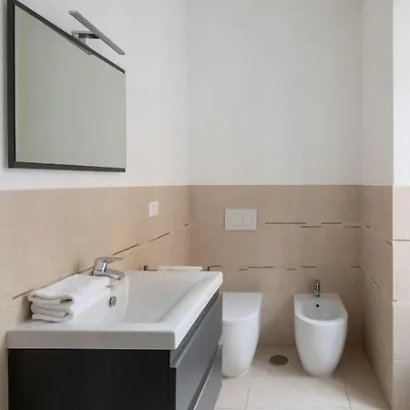 New Near Piazza Del Popolo 罗马